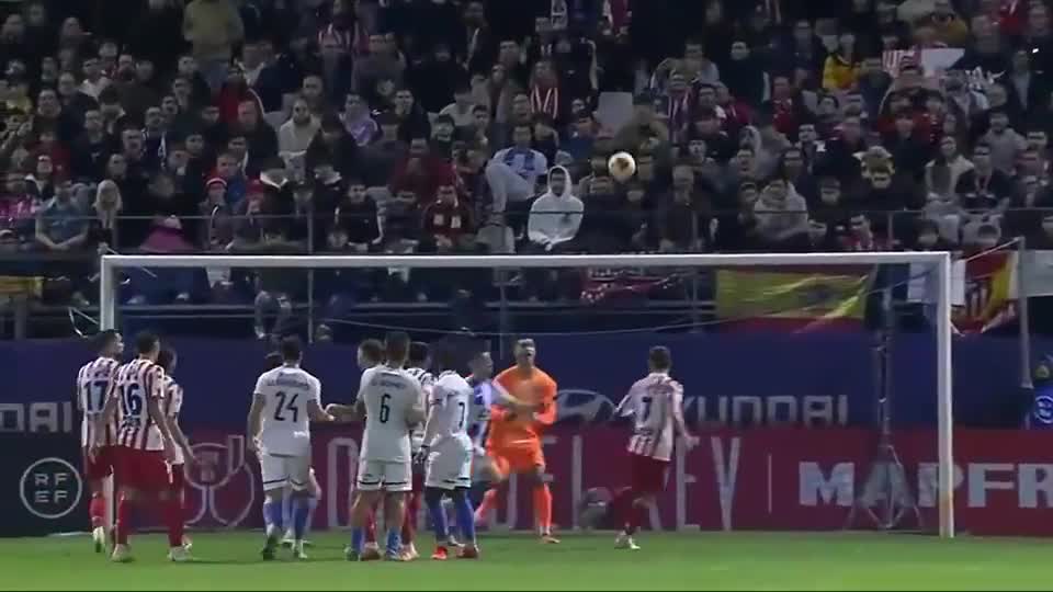 亚冠二级半场：尤里安失点，拉蒙补时建功，万隆1-0曼谷联