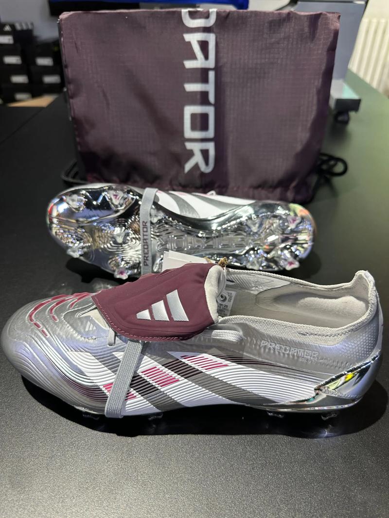 F1阿布扎比排位战报：维斯塔潘强势夺杆，诺里斯第2，皮亚斯特里第3