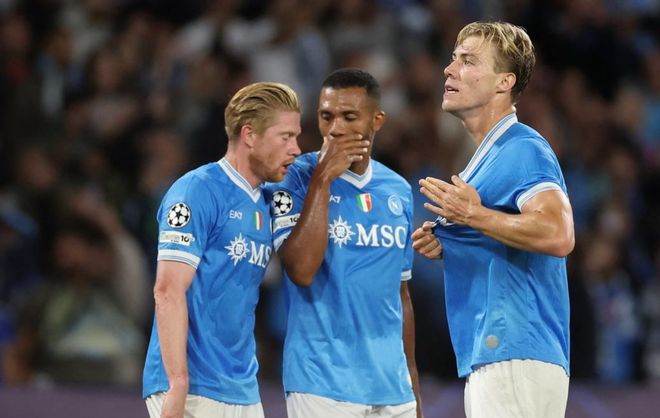 山东U20主帅韩鹏：跟球迷说声抱歉；前场没人，确实是尽力了